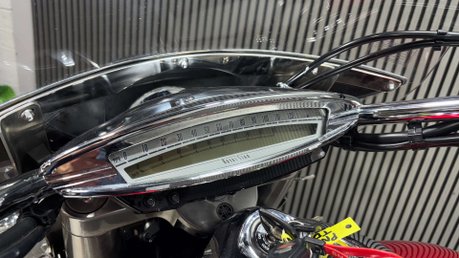 Yamaha XVZ1300 ROYALSTAR 2008 ONLY 14K FLAGSHIP CRUISER BIKE VTWIN 41