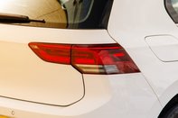 Volkswagen Golf LIFE TSI 9