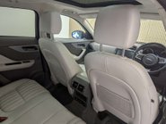 Jaguar F-Pace 2.0 F-PACE Portfolio AWD Auto 4WD 5dr 47