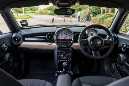 Mini Cooper Coupé CONCOURS 15