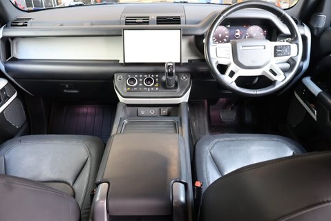 Land Rover Defender 110 D300 HARD TOP X-DYNAMIC HSE MHEV URBAN WIDE TRACK EDTION REAR SEATS FITTED 15
