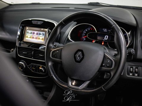 Renault Clio 0.9 Clio GT Line TCe 5dr 29
