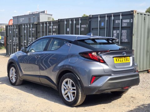 2022 Toyota C-HR thumbnail 14