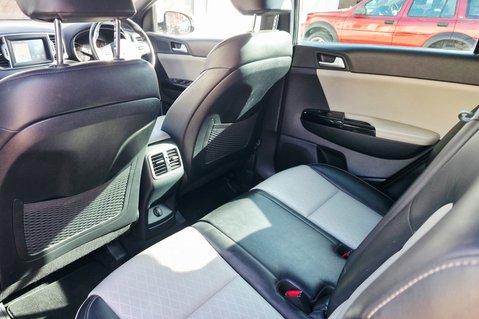 Kia Sportage CRDI GT-LINE ISG SAT NAV. 1 FORMER KEEPER,LAST OWNER 5 YEARS. 41