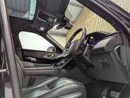 Land Rover Range Rover Velar 3.0 Range Rover Velar R-Dynamic HSE D300 Auto 4WD 5dr 47