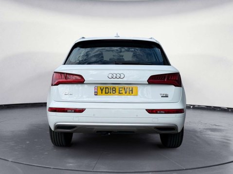 Audi Q5 2.0 Q5 Sport TFSI Quattro Semi-Auto 4WD 5dr 4