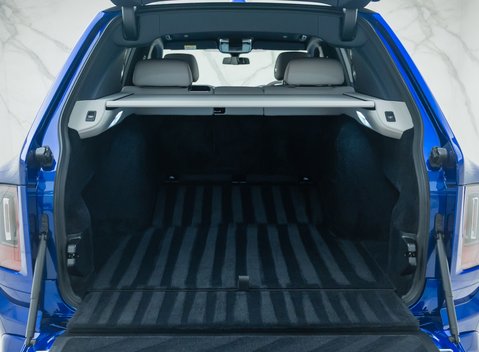 Rolls-Royce Cullinan Series II BLACK BADGE 46