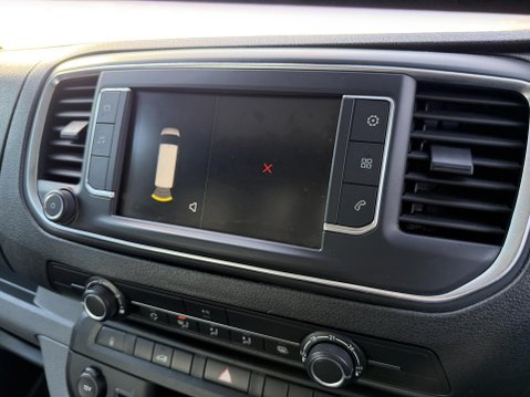 Vauxhall Vivaro 3100 75kWh Dynamic Panel Van 6dr Electric Auto L1 H1 (7.4kW Charger) (136 p 40