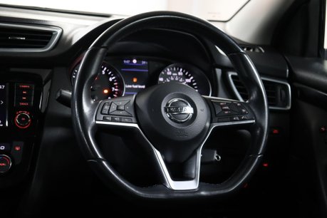 Nissan Qashqai DIG-T ACENTA PREMIUM 46