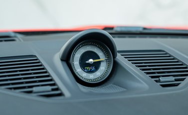 Porsche 911 GT3 (992) 22