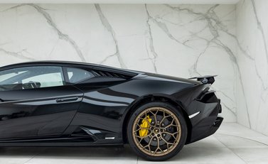 Lamborghini Huracan LP640-2 Tecnica 29