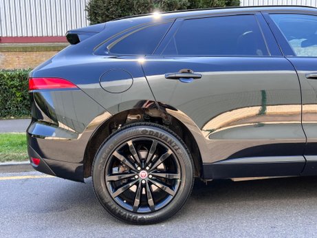 Jaguar F-Pace 2.0 D180 R-Sport Auto AWD Euro 6 (s/s) 5dr 46