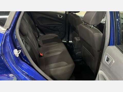 Ford Fiesta 1.0T EcoBoost Titanium Euro 6 (s/s) 5dr 9
