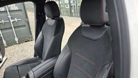 Mercedes-Benz GLB 1.3 GLB200 AMG Line SUV 5dr Petrol 7G-DCT Euro 6 (s/s) (163 ps) 39