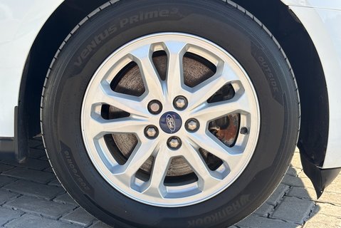 Ford Transit Connect 230 L2 Trend DCIV Automatic 120 ps Tdci - Sat Nav / Air Con / Camera 36