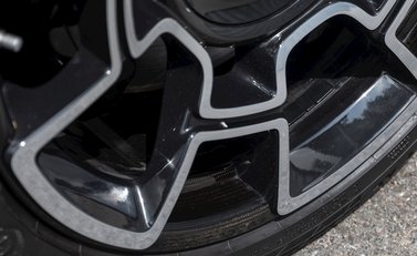 Rolls-Royce Wraith Black Badge 26