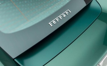 Ferrari 812 Superfast 35