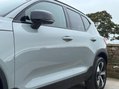 Volvo XC40 2.0 B3 MHEV Plus Dark DCT Auto Euro 6 (s/s) 5dr 7