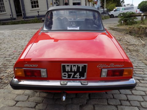 Alfa Romeo Spider 2000 Spider Veloce - LHD 72
