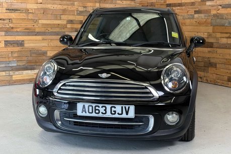 Mini Clubman 1.6 Cooper Estate 5dr Petrol Auto Euro 6 (122 ps) 29