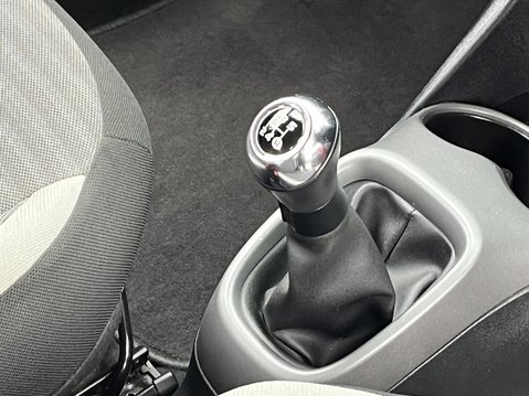 Toyota Aygo 1.0 VVT-i X-Play 5dr 19