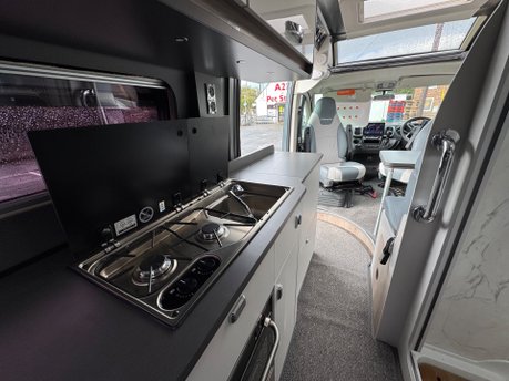 Swift Carrera 184 4 berth Automatic 22