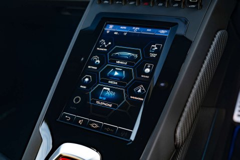 Lamborghini Huracan LP640-4 EVO 16