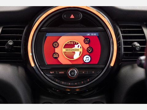 Mini Hatch 2.0 Cooper S Euro 6 (s/s) 3dr 40