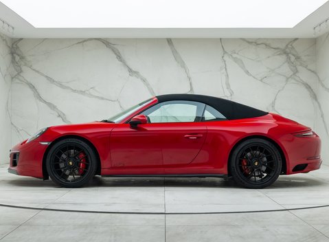 Porsche 911 Carrera GTS CABRIOLET (991.2) 7