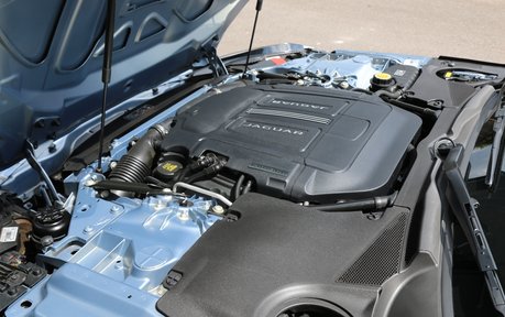 Jaguar F-Type V8 S - Stunning Example with a Great History 36
