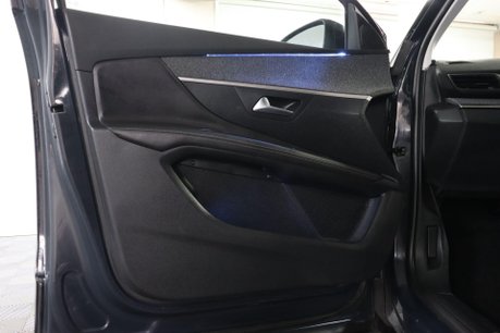 Peugeot 3008 PURETECH S/S ALLURE 43
