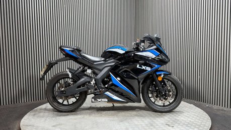 Lexmoto LXS 2022 RUNNING PROJECT BIKE SPARES OR REPAIR 125CC 9K 1