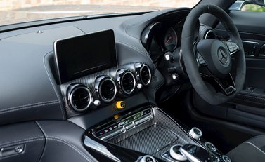 Mercedes-Benz Amg GT GT R 14