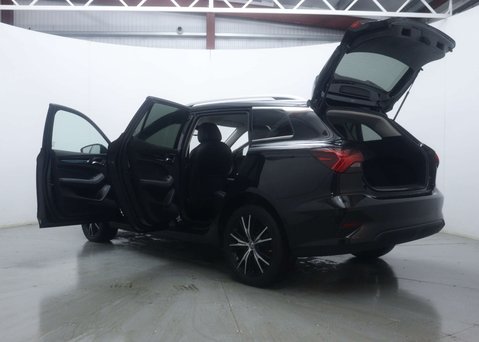 MG MG5 61.1kWh Trophy Long Range Estate 5dr Electric Auto (156 ps) 52