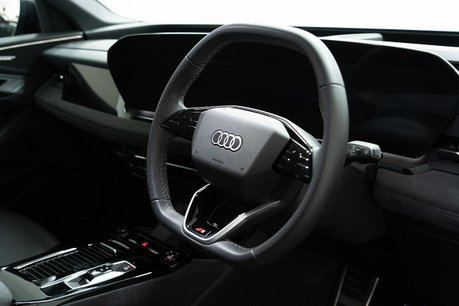 Audi E-Tron 100kWh S Edition 1 SUV 5dr Electric Auto quattro (490 ps) 5