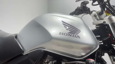 Honda CBF600 17
