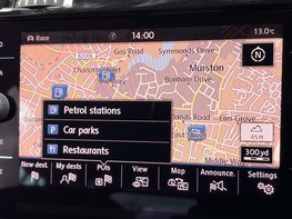 Volkswagen Golf 2.0 Golf R TSi 4WD 5dr 34