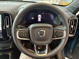 Volvo XC40 2.0 B4 MHEV Plus Dark DCT Auto Euro 6 (s/s) 5dr 27