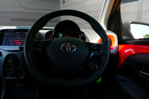 Toyota Aygo 1.0 Aygo X-Play TSS VVT-i 5dr 23
