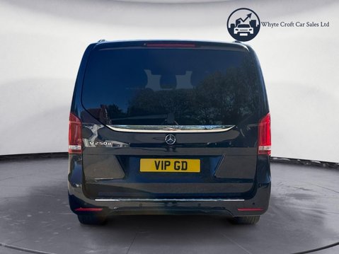 Mercedes-Benz V Class 2.2 V250d AMG Line G-Tronic+ Euro 6 (s/s) 5dr 8 Seat XLWB 7