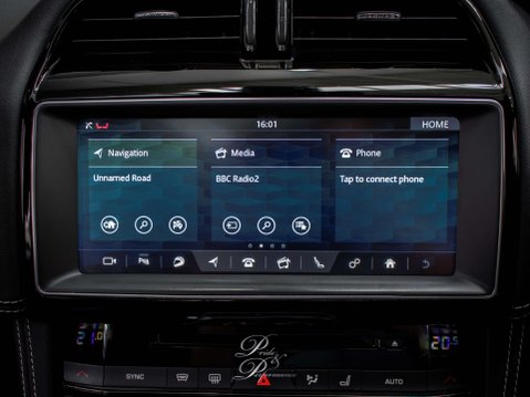Jaguar F-Pace 3.0 F-PACE V6 S AWD D Auto 4WD 5dr 40