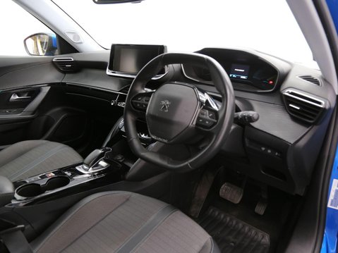 Peugeot e-2008 50kWh Allure Auto 5dr 22
