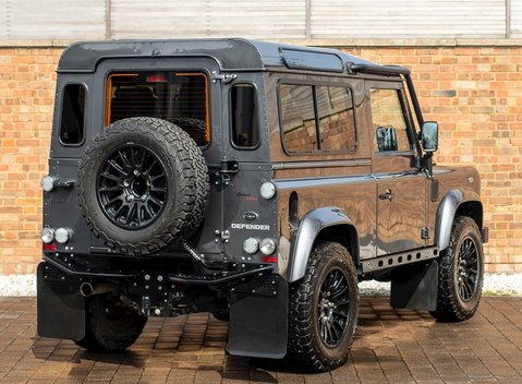 Land Rover Defender 90 XS Bowler 7