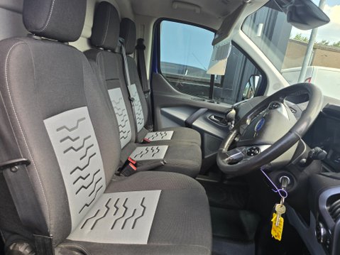 Ford Transit Custom 270 LIMITED LR P/V 8
