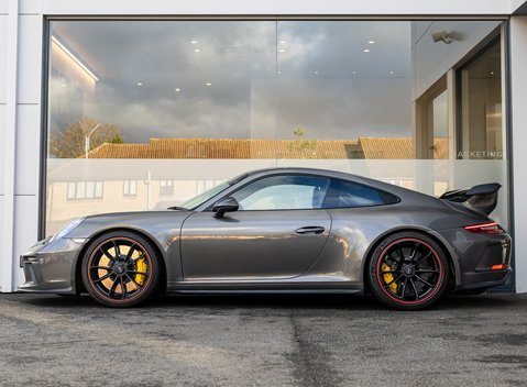 Porsche 911 GT3 (991.2) 3
