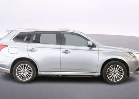 Mitsubishi Outlander 2.4h TwinMotor 13.8kWh Dynamic Safety SUV 5dr Petrol Plug-in Hybrid CVT 4WD 7