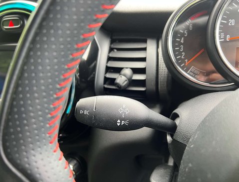 Mini Hatch 1.5 Cooper Sport 3dr 24