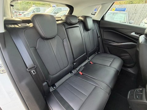 Vauxhall Grandland X 1.2 Turbo Elite Nav Premium Euro 6 (s/s) 5dr 19