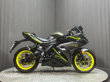 Lexmoto LXS 2023 ONLY 1K NEW MOT 125CC SPORTS BIKE LEARNER