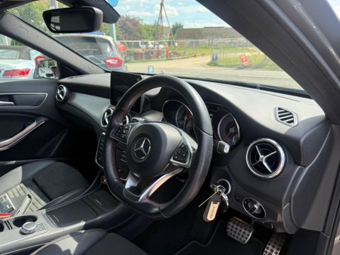 Mercedes-Benz GLA 1.6 GLA200 AMG Line (Premium) 7G-DCT Euro 6 (s/s) 5dr 10